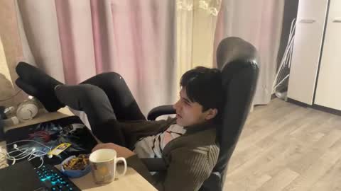 vialeras online show from November 9, 7:28 am