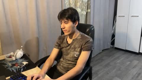 vialeras online show from November 15, 12:52 am