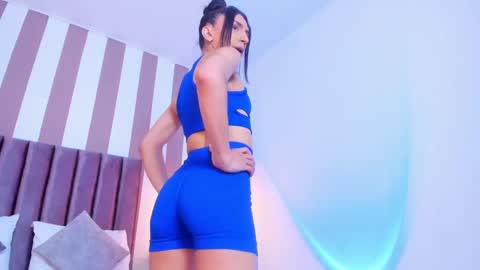 Ariana  online show from October 8, 8:39 pm