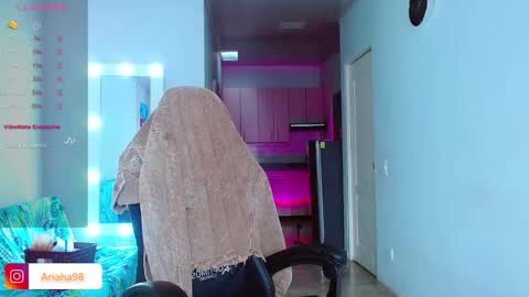 Ariana  online show from October 28, 8:55 pm