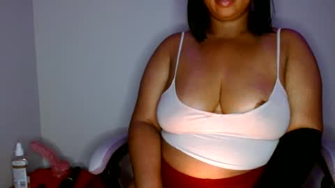 vibe_xxxo online show from June 20, 5:43 am