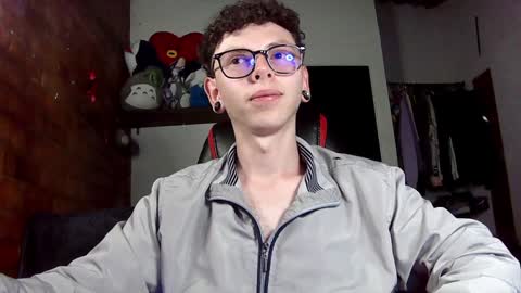 Vicent Brais online show from February 2, 1:55 am