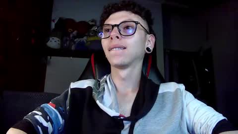 Vicent Brais online show from February 19, 12:57 am