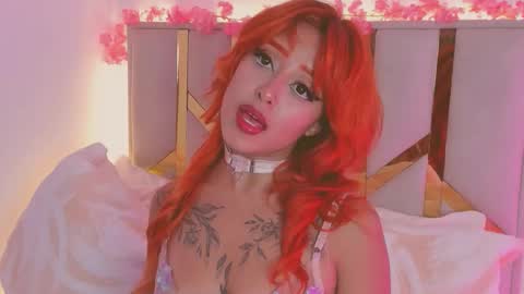 Snapshot of vicioushorse33 chatting on October 10, 10:53 pm Sophie and Stan online show from October 10, 10:53 pm