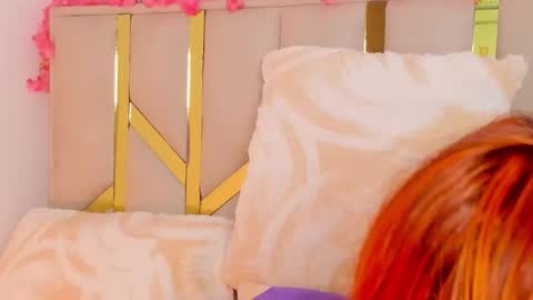 Snapshot of vicioushorse33 chatting on October 22, 10:31 pm Sophie and Stan online show from October 22, 10:31 pm