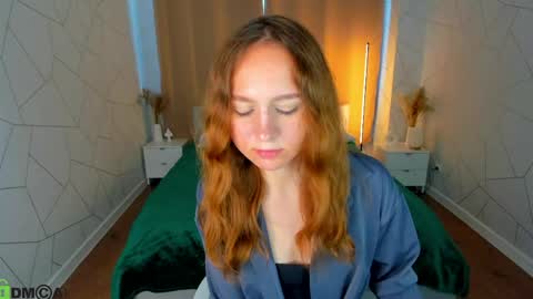 vicki_milles online show from June 10, 12:55 am