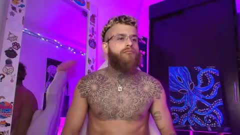 vickingcock7 online show from December 22, 5:48 am