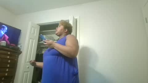 Snapshot of vickiryder56 chatting on November 21, 5:00 pm vickiryder56 online show from November 21, 5:00 pm