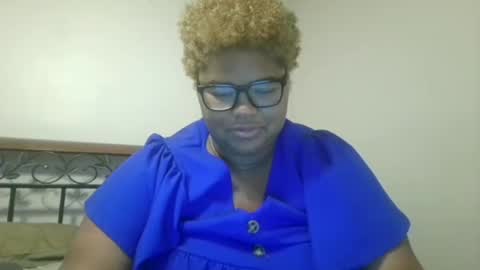 Snapshot of vickiryder56 chatting on November 23, 1:38 am vickiryder56 online show from November 23, 1:38 am