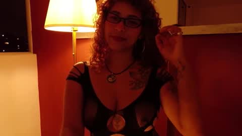 Vicky  online show from November 7, 2:11 am