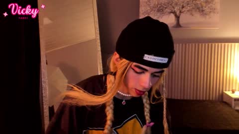  Vicky  online show from February 3, 4:34 pm