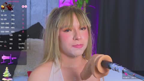 Snapshot of vicky_hot_x chatting on December 27, 1:53 am online show from December 27, 1:53 am