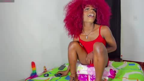 Snapshot of vicky_hotteei chatting on October 24, 4:09 am vicky manuela online show from October 24, 4:09 am