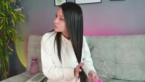 Amy online show from May 5, 12:46 pm