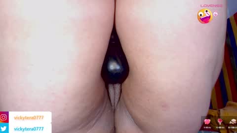 Snapshot of vickytera777 chatting on February 2, 11:00 pm vickytera777 online show from February 2, 11:00 pm