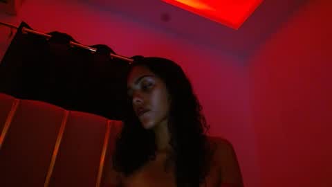 Goddess Victory  online show from July 28, 2:40 am