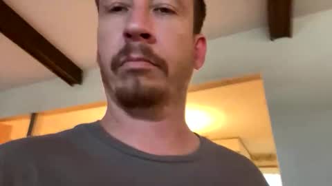 vicrobertson595 online show from November 6, 6:31 pm