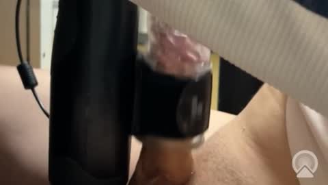 Snapshot of victoire84665212 chatting on December 14, 4:23 pm victoire84665212 online show from December 14, 4:23 pm