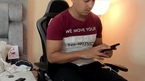 victor online show from October 1, 12:44 pm