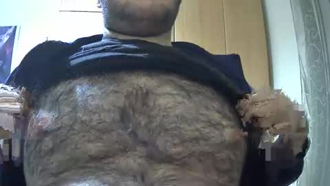 VictorHume online show from November 5, 5:35 pm