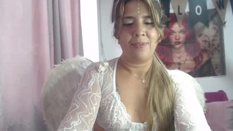 Hi guys   Im victoria  Be the one who can control me in PVT online show from October 30, 3:24 pm