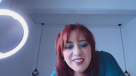  V I C T O R I A   online show from April 27, 12:03 pm