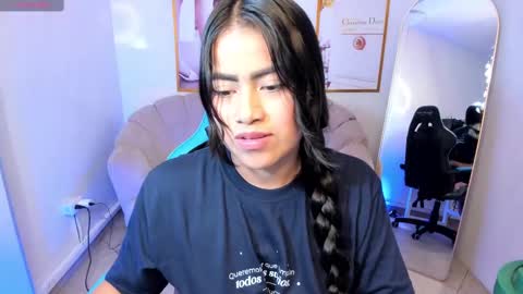 victoria_b_ online show from September 15, 8:42 pm