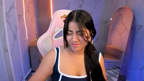 victoria_b_ online show from October 10, 8:08 pm