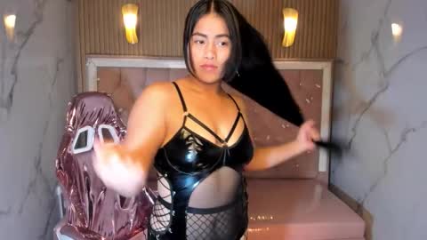 victoria_b_ online show from October 14, 7:58 pm