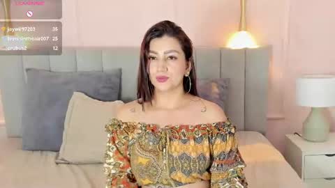 Snapshot of victoria_bourne chatting on July 10, 7:27 pm victoria online show from July 10, 7:27 pm