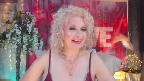 diorvictoria9 online show from April 28, 5:40 pm