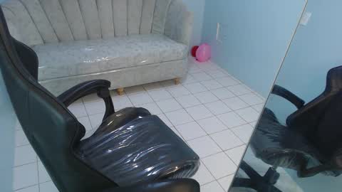 Victoria online show from February 21, 2:07 pm