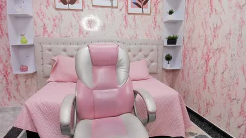 Snapshot of victoria_houston chatting on December 27, 3:31 am Victoria Houston online show from December 27, 3:31 am