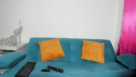 Victoria  online show from December 13, 7:53 pm