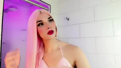 Victoria online show from October 28, 7:16 pm