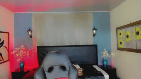 Snapshot of victoria_kastelo chatting on March 29, 9:48 pm Victoria online show from March 29, 9:48 pm