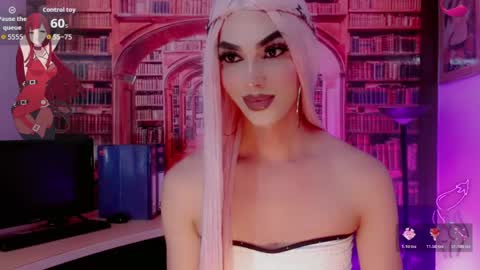 Snapshot of victoria_kastelo chatting on May 18, 1:13 am Victoria online show from May 18, 1:13 am