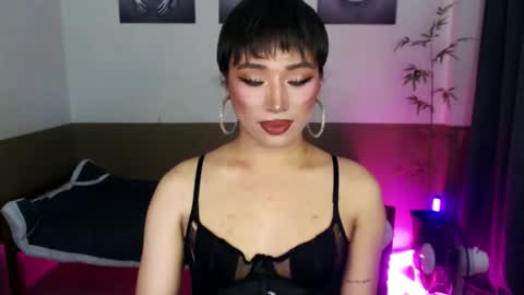 Victoria online show from May 23, 10:36 pm