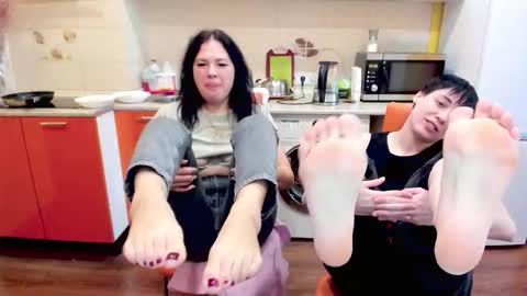 Snapshot of victoria_panther chatting on December 20, 7:37 am Victoria online show from December 20, 7:37 am