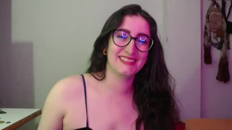 Victoria online show from March 4, 9:21 pm