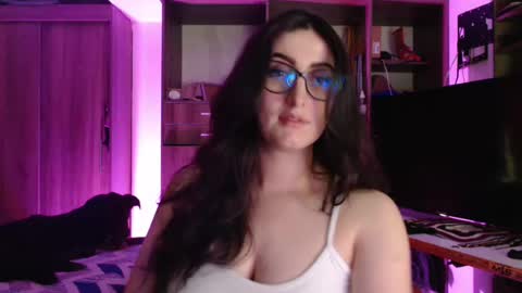 Snapshot of victoria_riider chatting on June 22, 9:56 pm Victoria online show from June 22, 9:56 pm