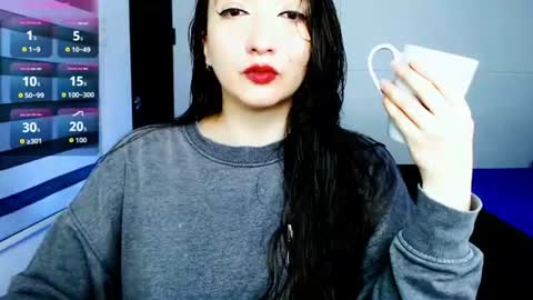 Victoria online show from August 4, 10:40 am