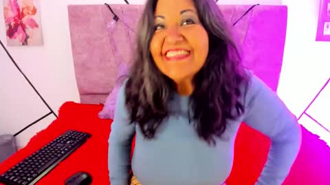 victoriaa_anderson_ online show from February 23, 9:45 pm