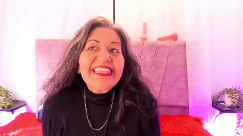 victoriaa_anderson_ online show from June 17, 1:34 pm