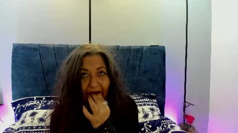 victoriaa_anderson_ online show from July 31, 2:16 pm