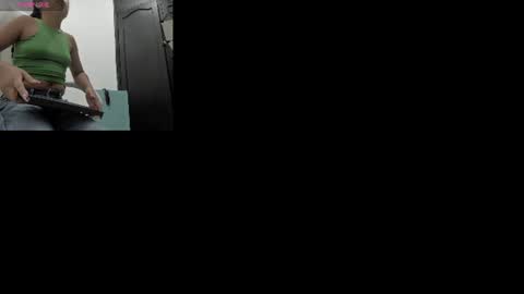 Snapshot of victoriaa_millers chatting on July 26, 6:59 pm Victoria Sofia online show from July 26, 6:59 pm