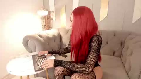 Snapshot of victoriaa_rousse chatting on July 3, 5:14 am Victoria online show from July 3, 5:14 am