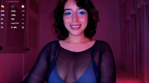 victoriaamelie online show from March 22, 4:38 am