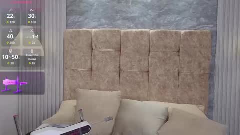 Victoria Andrade online show from March 9, 12:20 pm