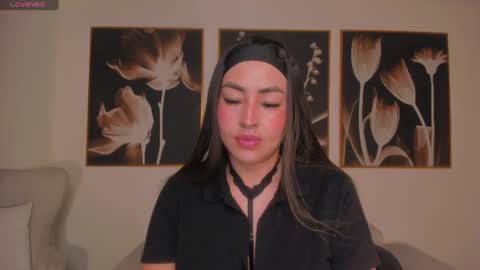 Snapshot of victoriabennetx chatting on July 1, 6:51 pm Victoria online show from July 1, 6:51 pm